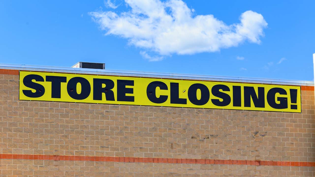 Store closing sign on a store